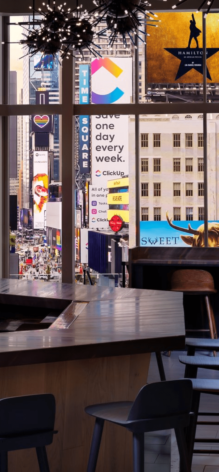 M Social <br> Paris Opera